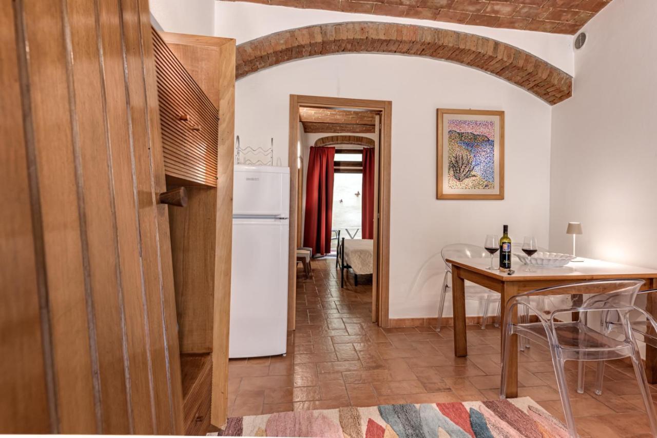 Vedetta Townhouse - camere e appartamenti nel centro storico by Be Vedetta Scarlino Esterno foto