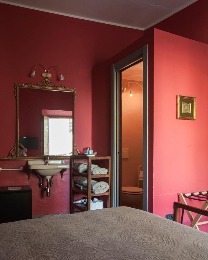 Vedetta Townhouse - camere e appartamenti nel centro storico by Be Vedetta Scarlino Esterno foto